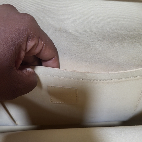 Louis Vuitton epi croisset - Picture 6 of 16